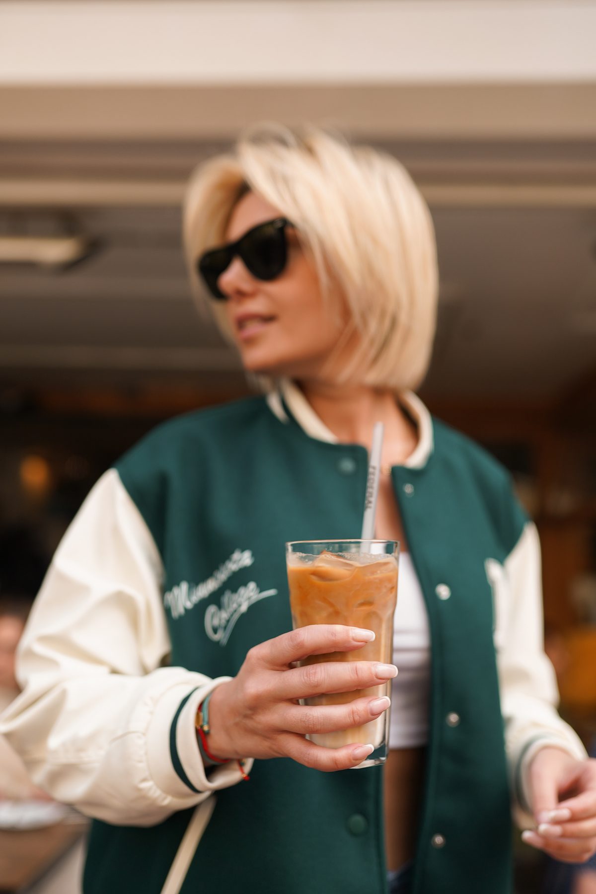Federal Coffee — çekim karesi 32