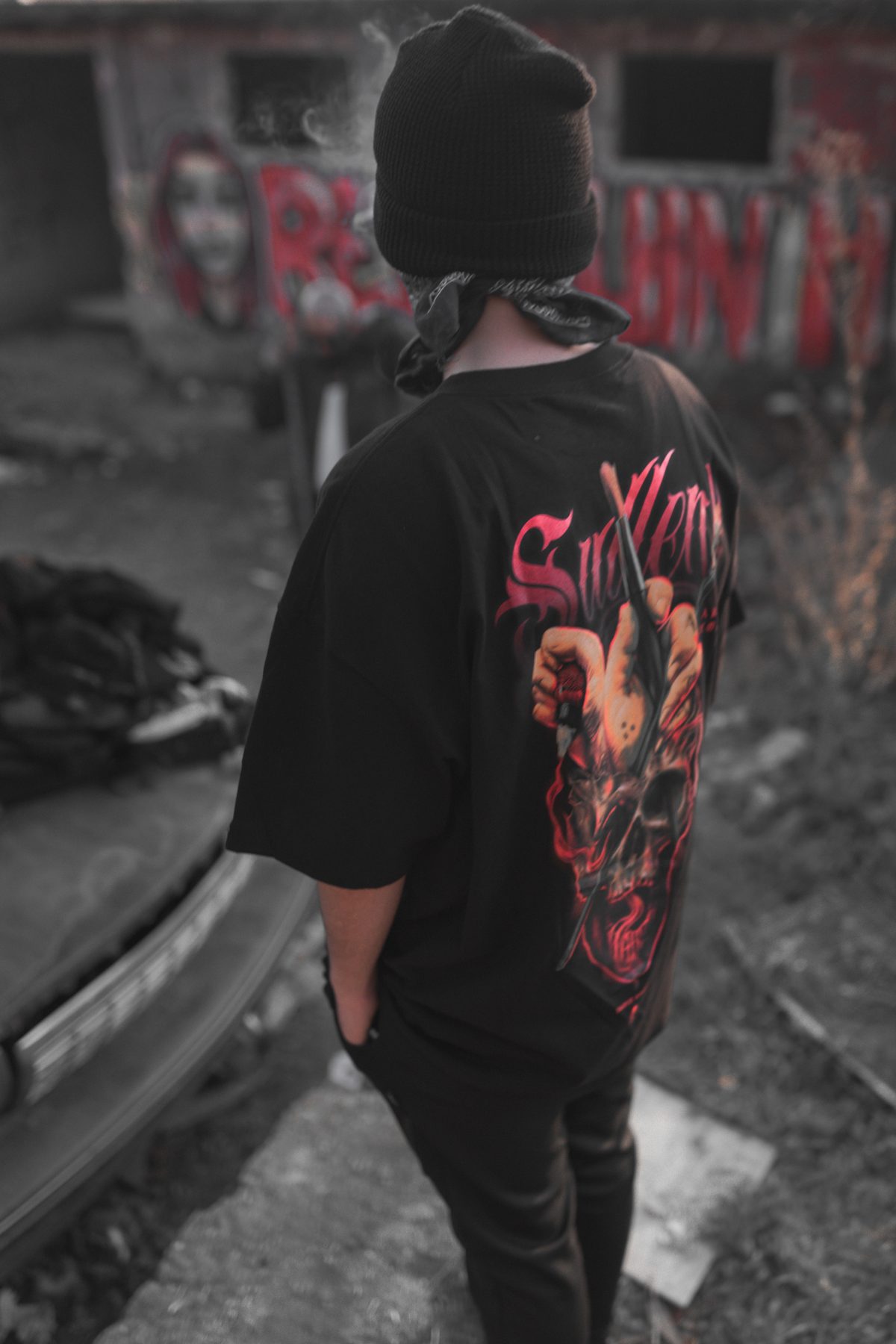 Sullen — çekim karesi 11