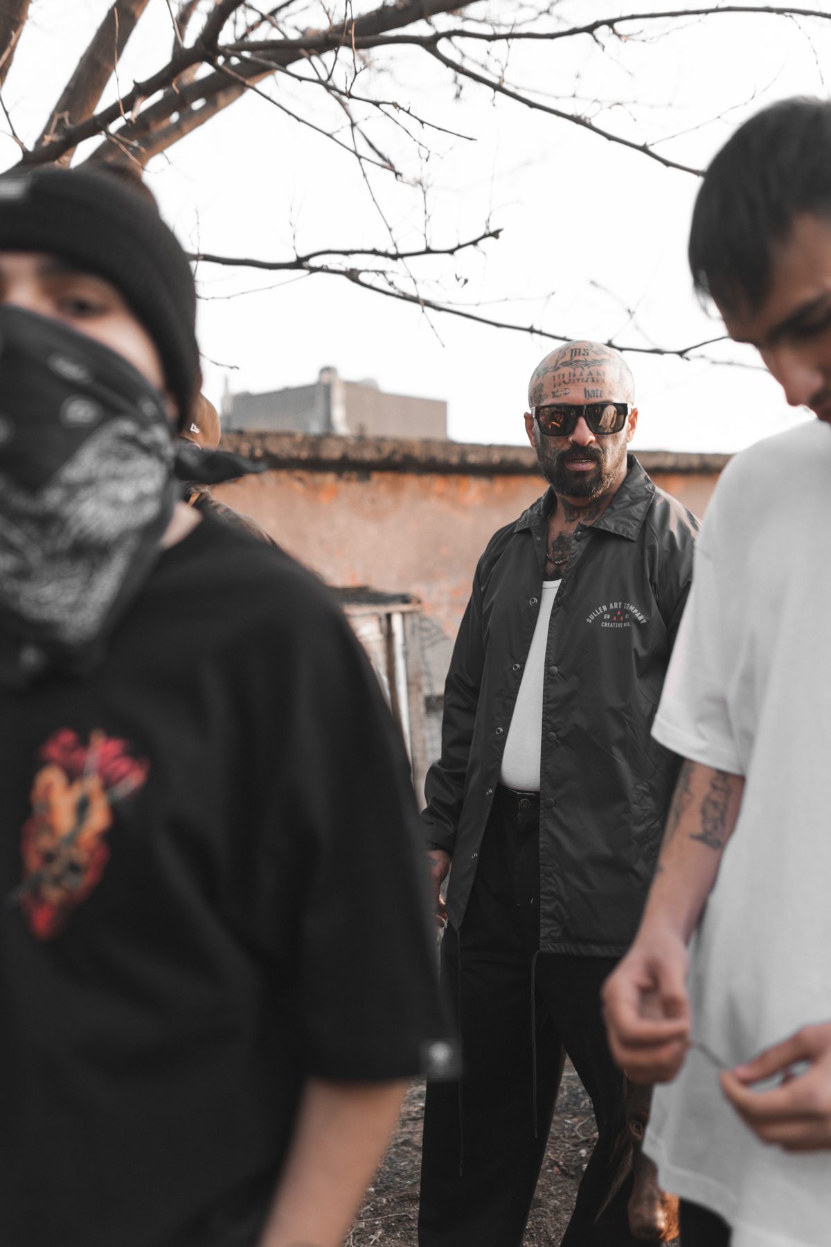 Sullen — çekim karesi 26