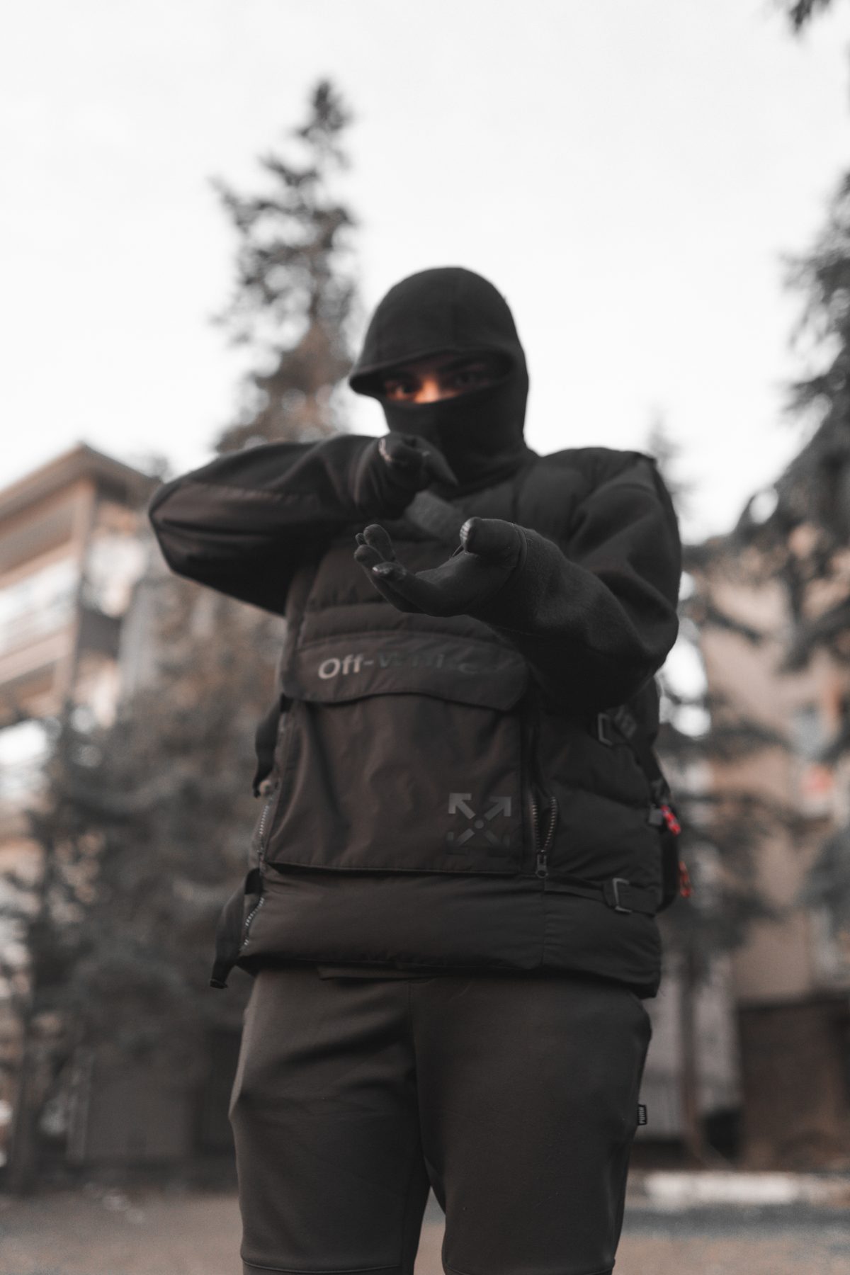 Sullen — çekim karesi 32