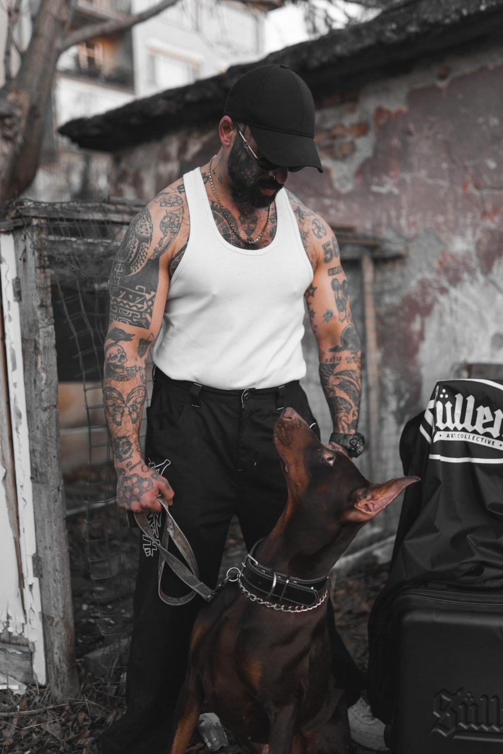Sullen — çekim karesi 40
