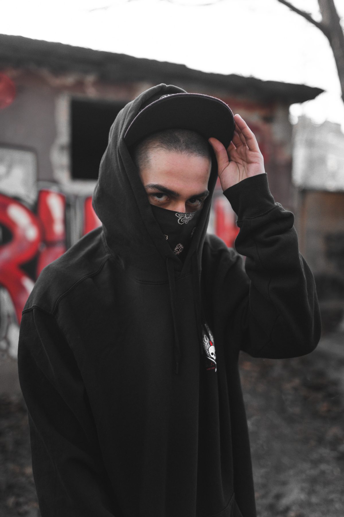 Sullen — çekim karesi 80