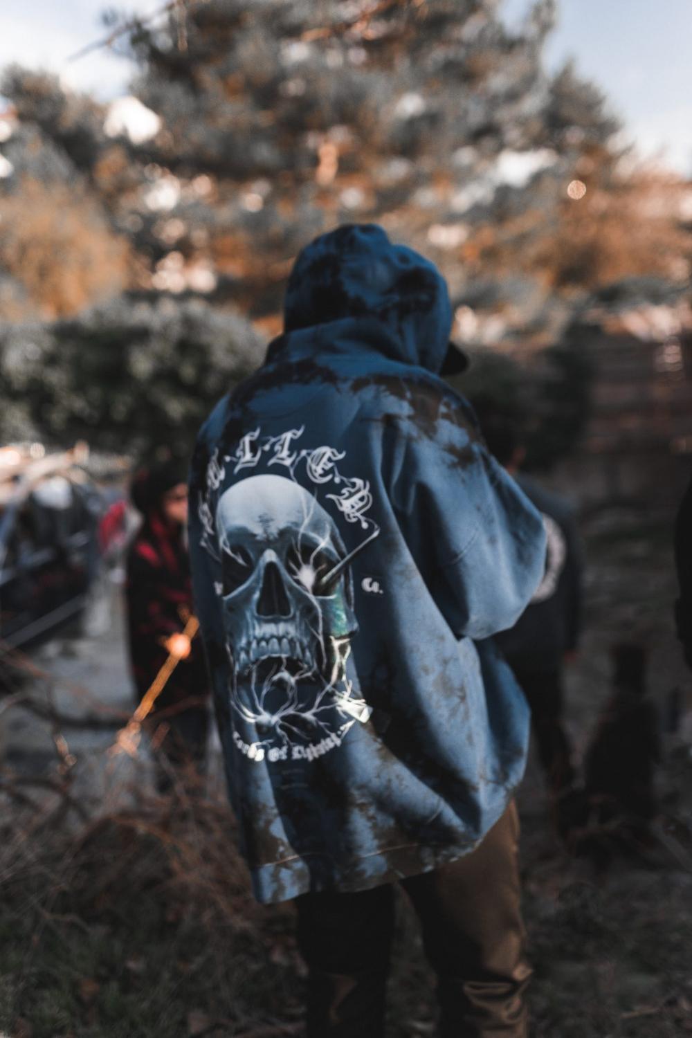 Sullen — çekim karesi 85