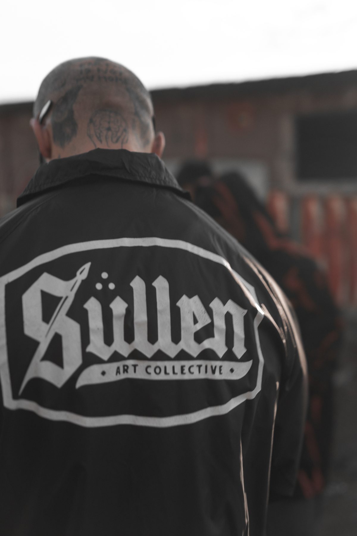 Sullen — çekim karesi 97