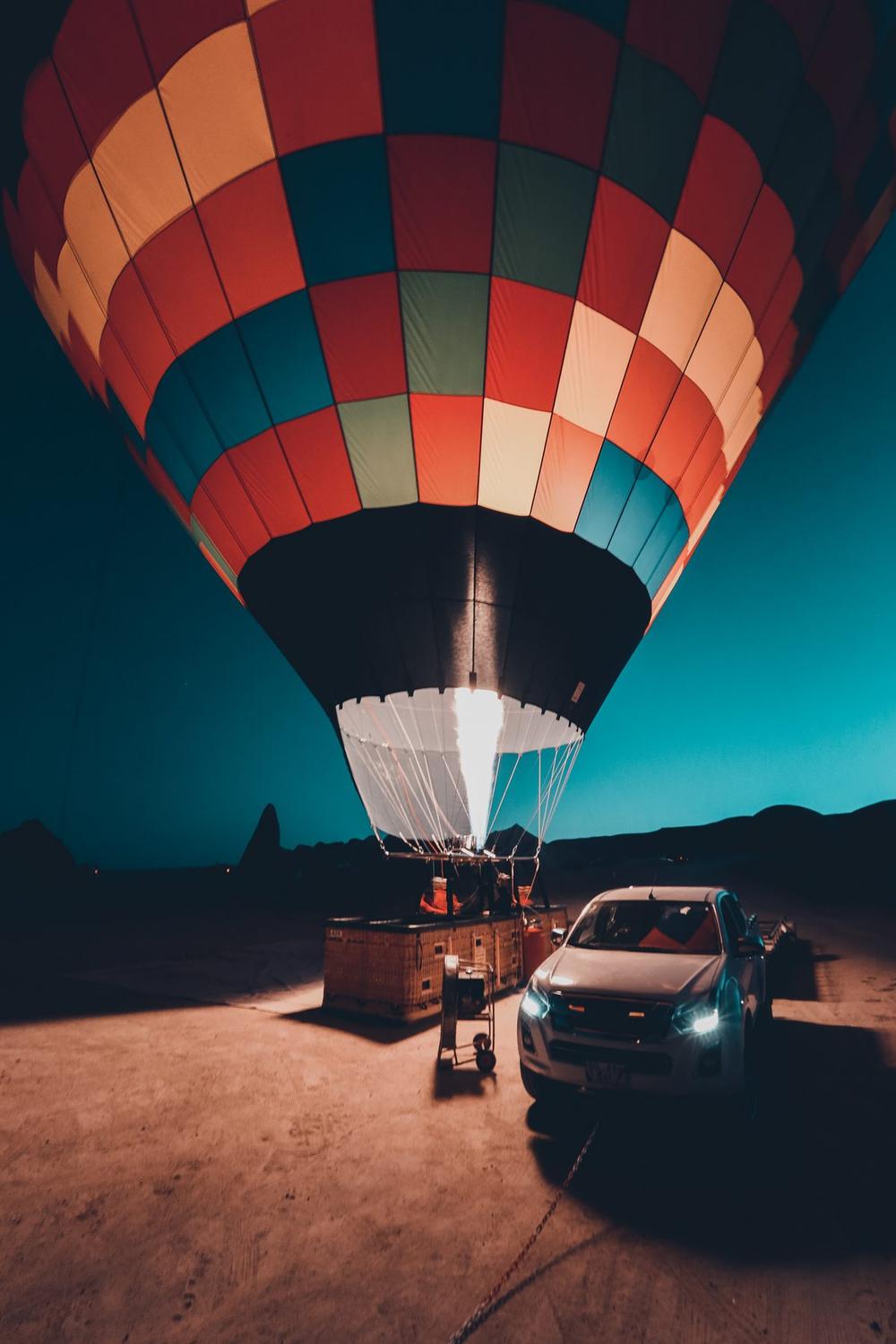 Kapadokya gece balon karesi