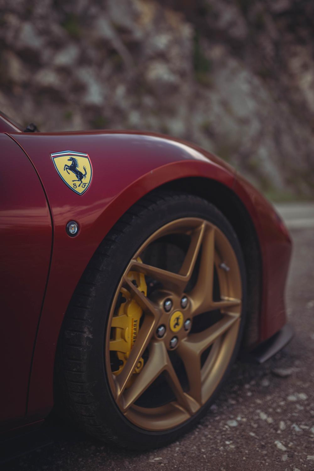 Budva — Lamborghini & Ferrari Series