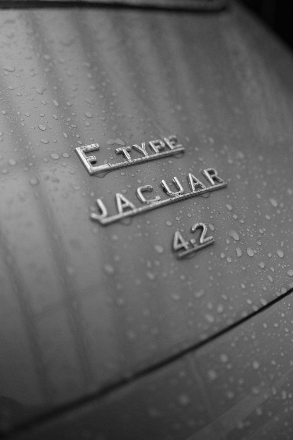 Jaguar E-Type 4.2 — Blender Texture Study