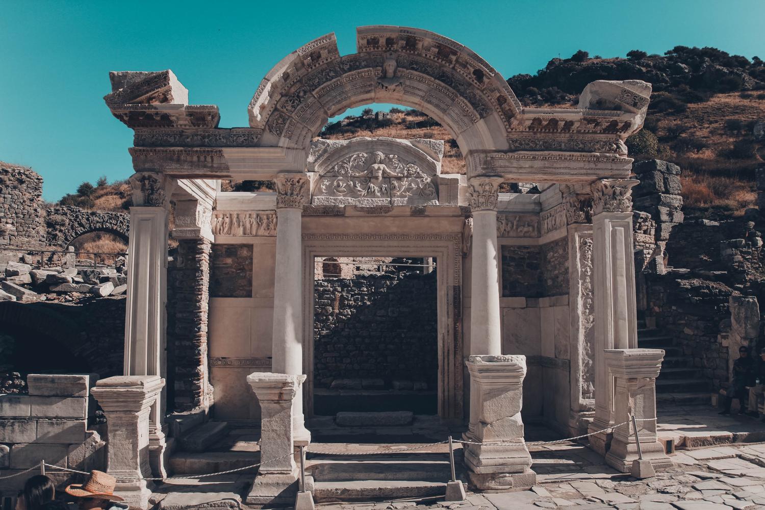 Arşivden Yeni Kareler